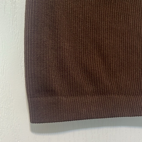 Sunday Best Tank Sinch Rib Crew Tank - Picture 3 of 6